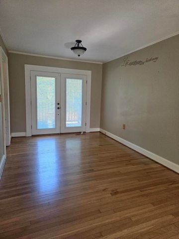 186 Adams Road, Ocoee, TN 37361