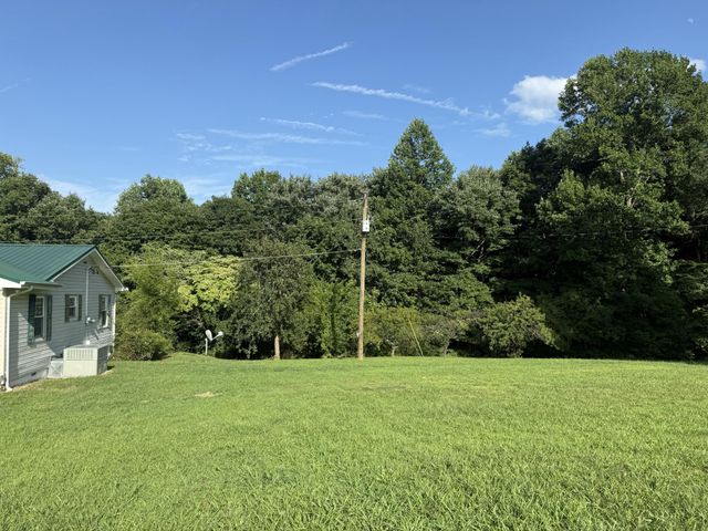 186 Adams Road, Ocoee, TN 37361