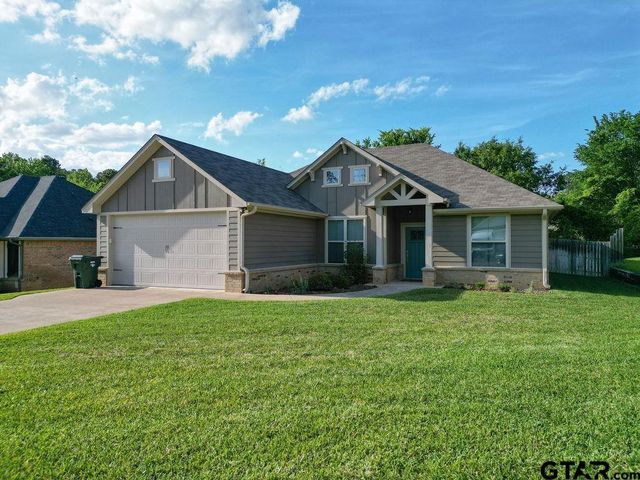 1725 Austin Dr, Tyler, TX 75701