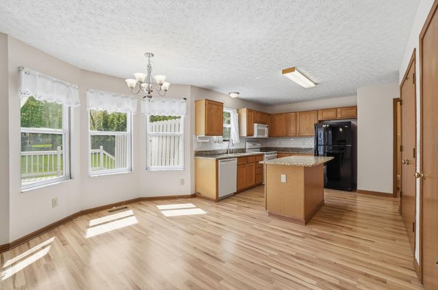233 Dogwood Drive, Delaware, OH 43015