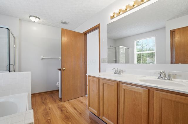 233 Dogwood Drive, Delaware, OH 43015