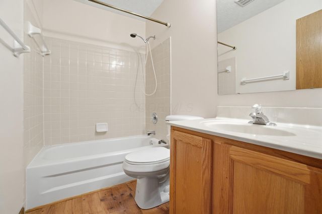 233 Dogwood Drive, Delaware, OH 43015