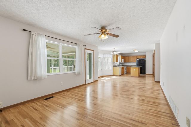 233 Dogwood Drive, Delaware, OH 43015
