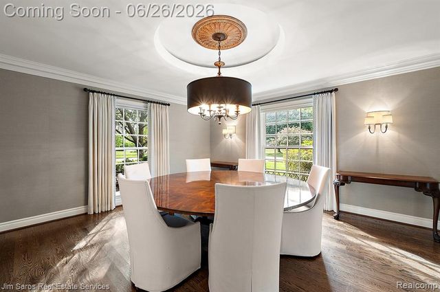 688 Balfour Street, Grosse Pointe Park, MI 48230