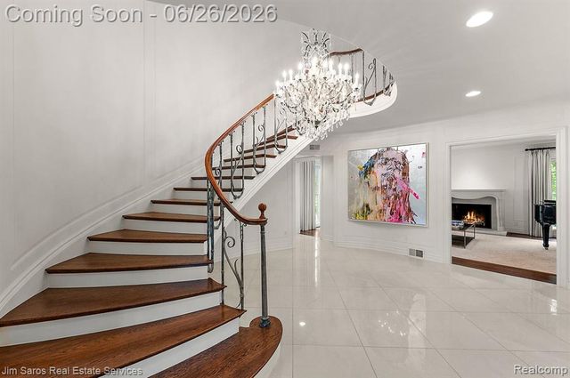 688 Balfour Street, Grosse Pointe Park, MI 48230