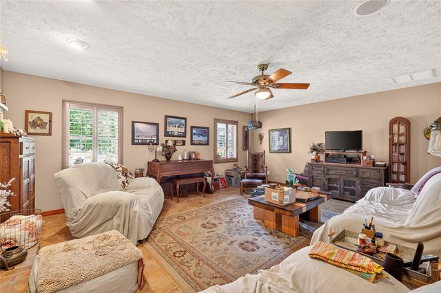 8699 SE 12TH COURT, Ocala, FL 34480