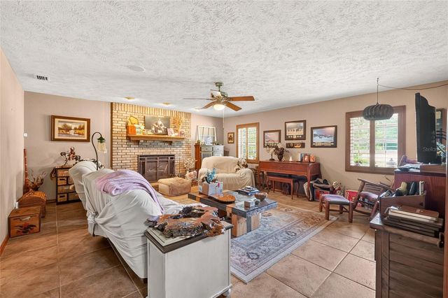 8699 SE 12TH COURT, Ocala, FL 34480