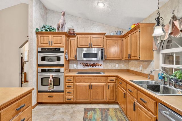 8699 SE 12TH COURT, Ocala, FL 34480