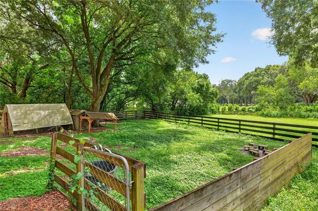 8699 SE 12TH COURT, Ocala, FL 34480