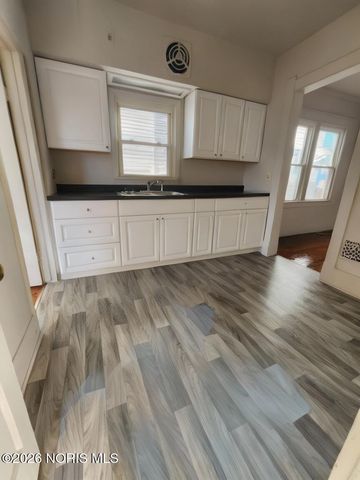 708 Bowman Street, Toledo, OH 43609