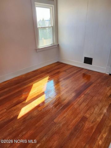 708 Bowman Street, Toledo, OH 43609