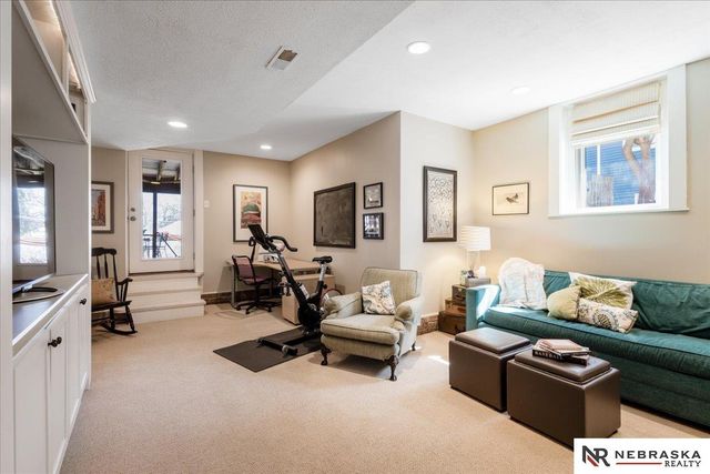 2310 Sheridan Boulevard, Lincoln, NE 68502