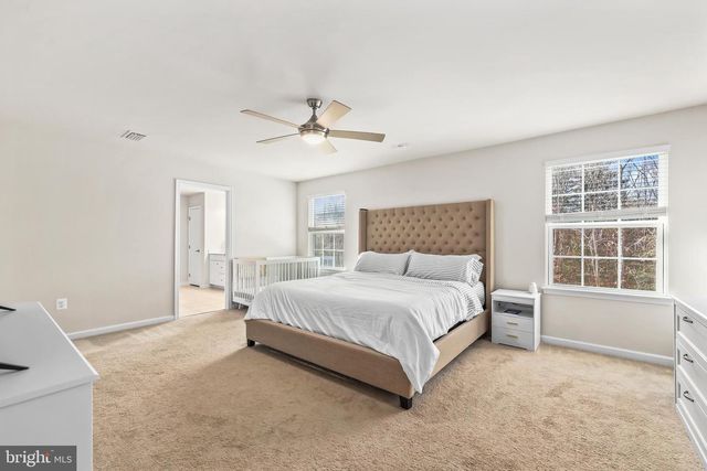 5010 BIRCH LEAF CIR, Fredericksburg, VA 22407