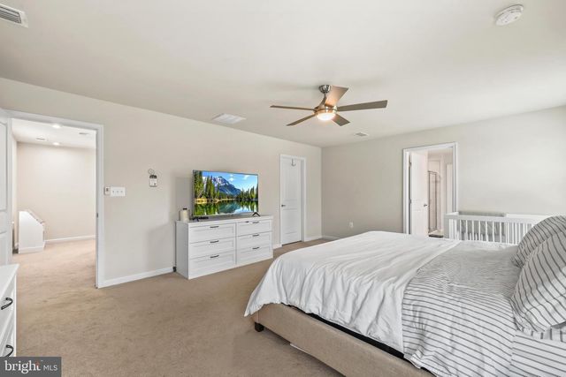 5010 BIRCH LEAF CIR, Fredericksburg, VA 22407