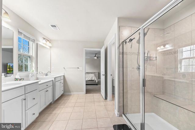 5010 BIRCH LEAF CIR, Fredericksburg, VA 22407