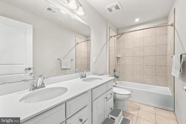 5010 BIRCH LEAF CIR, Fredericksburg, VA 22407