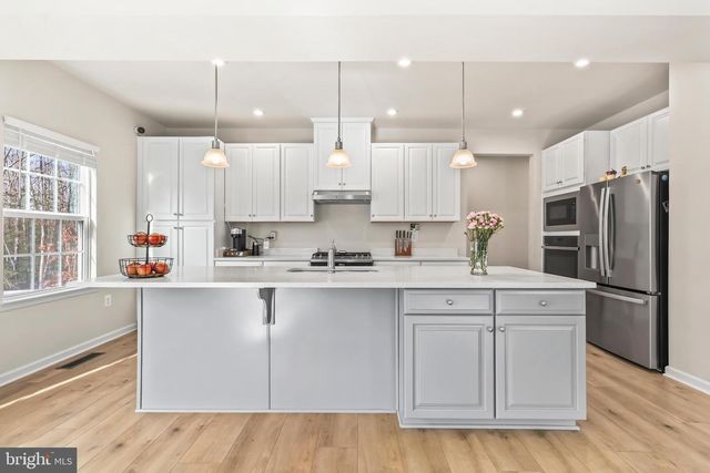 5010 BIRCH LEAF CIR, Fredericksburg, VA 22407