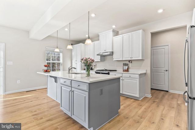 5010 BIRCH LEAF CIR, Fredericksburg, VA 22407