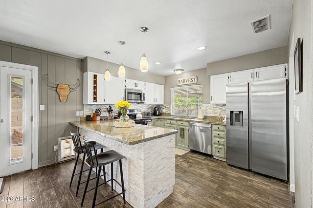 1725 W ANGEL FIRE Terrace, Phoenix, AZ 85027