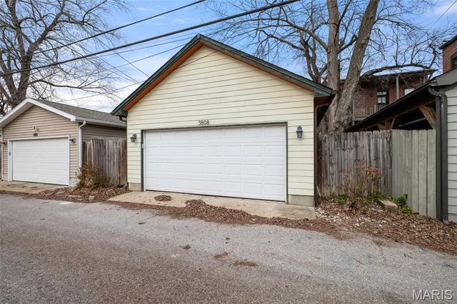 3808 Wyoming Street, St Louis, MO 63116