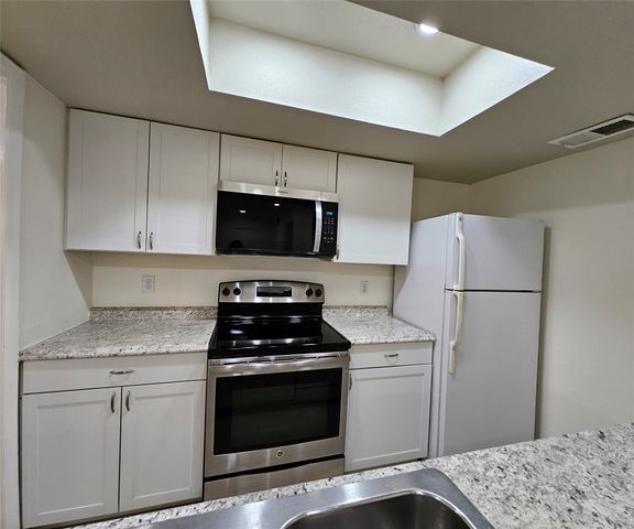 12816 Midway Road 1067, Dallas, TX 75244