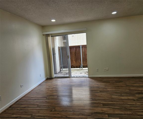 12816 Midway Road 1067, Dallas, TX 75244