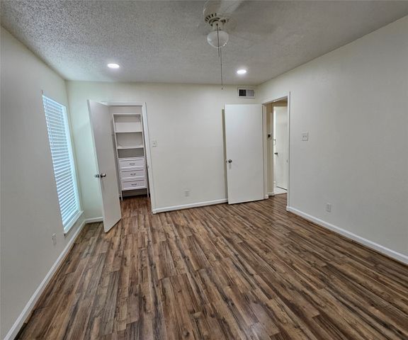 12816 Midway Road 1067, Dallas, TX 75244