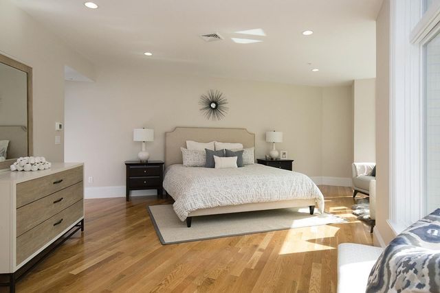 1248 Beacon St 2, Brookline, MA 02446