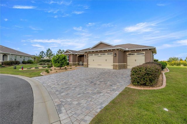 8477 SW 93RD CIRCLE, Ocala, FL 34481