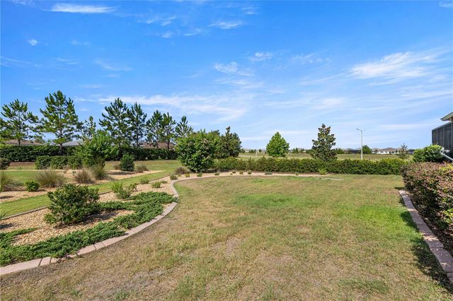 8477 SW 93RD CIRCLE, Ocala, FL 34481
