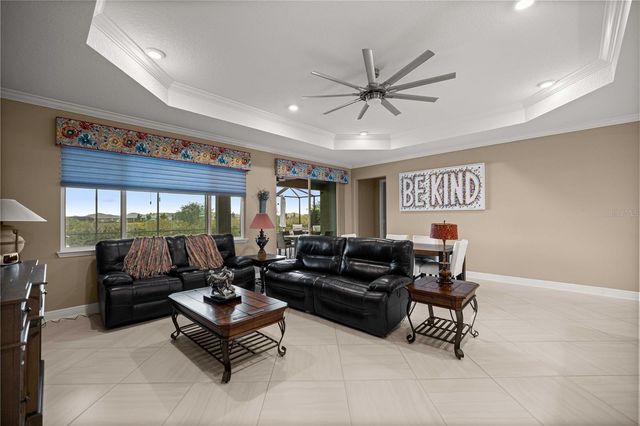 8477 SW 93RD CIRCLE, Ocala, FL 34481