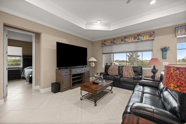 8477 SW 93RD CIRCLE, Ocala, FL 34481