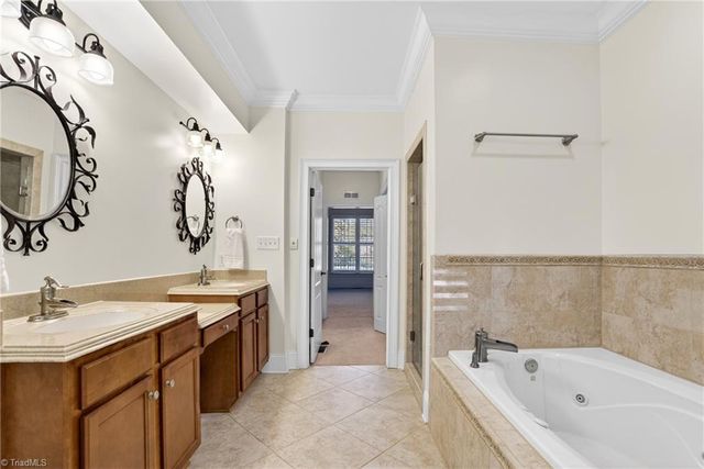 4127 Flagstick Court, Jamestown, NC 27282