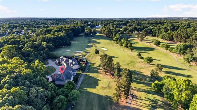 4127 Flagstick Court, Jamestown, NC 27282