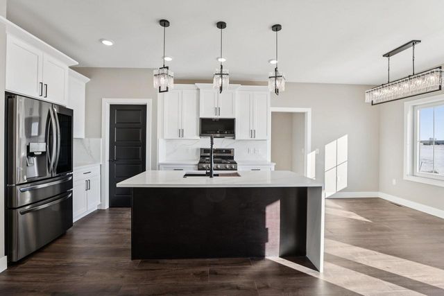 248 Falcon Court, Sauk City, WI 53583