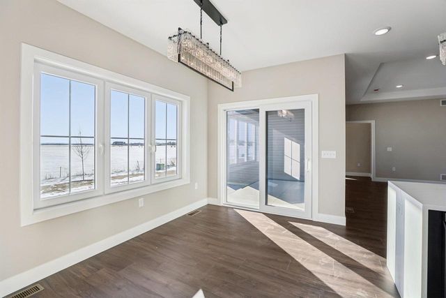 248 Falcon Court, Sauk City, WI 53583