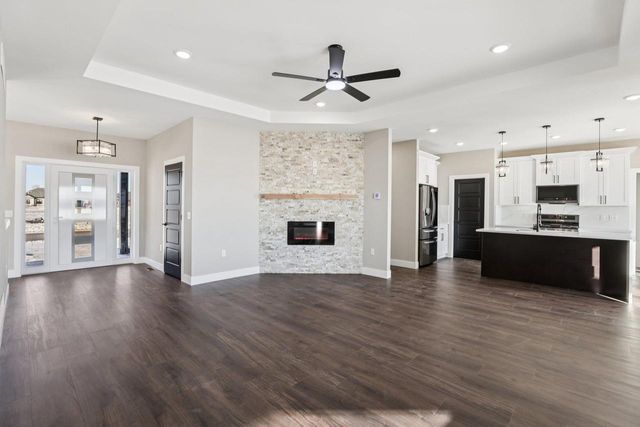 248 Falcon Court, Sauk City, WI 53583