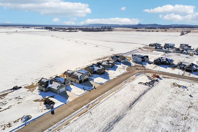 248 Falcon Court, Sauk City, WI 53583