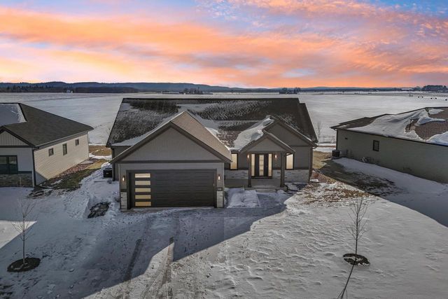 248 Falcon Court, Sauk City, WI 53583