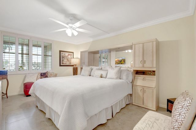 3224 S Ocean Boulevard 214, Highland Beach, FL 33487