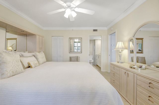 3224 S Ocean Boulevard 214, Highland Beach, FL 33487