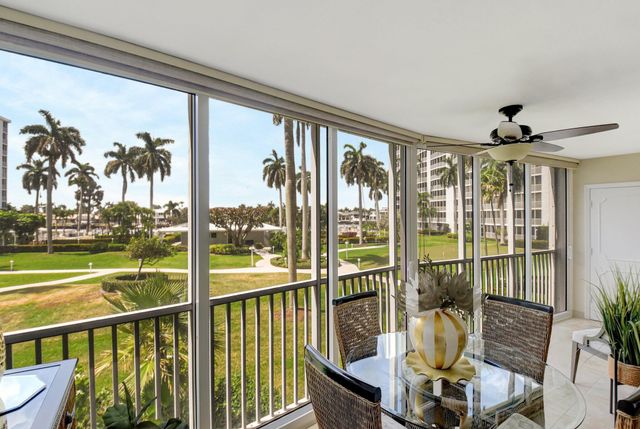 3224 S Ocean Boulevard 214, Highland Beach, FL 33487