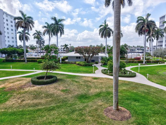 3224 S Ocean Boulevard 214, Highland Beach, FL 33487