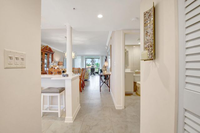 3224 S Ocean Boulevard 214, Highland Beach, FL 33487