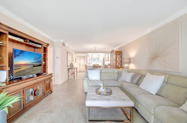 3224 S Ocean Boulevard 214, Highland Beach, FL 33487