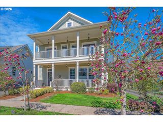 716 W 19TH St, Vancouver, WA 98660