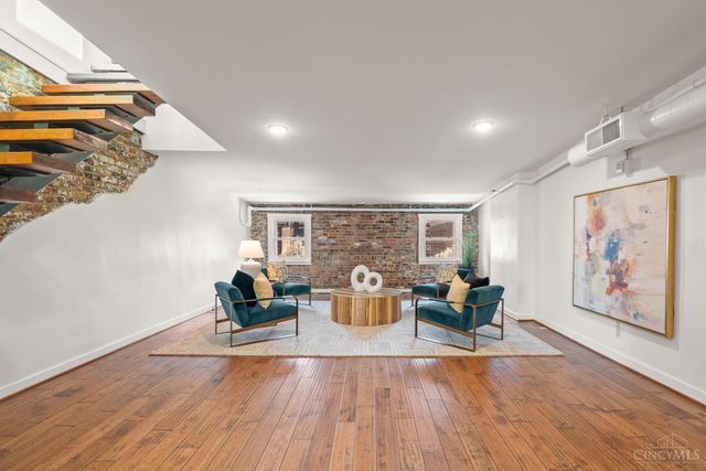 1203 Vine Street, Cincinnati, OH 45202