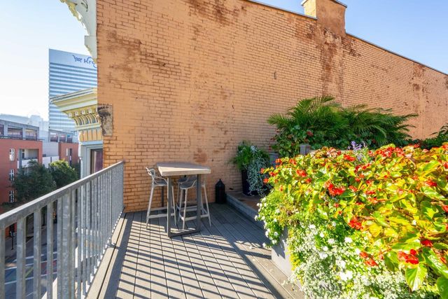 1203 Vine Street, Cincinnati, OH 45202