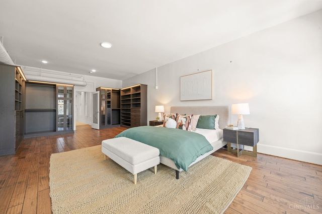 1203 Vine Street, Cincinnati, OH 45202