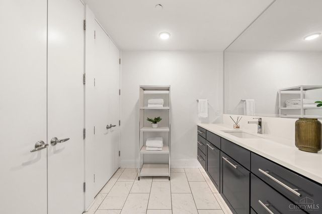 1203 Vine Street, Cincinnati, OH 45202